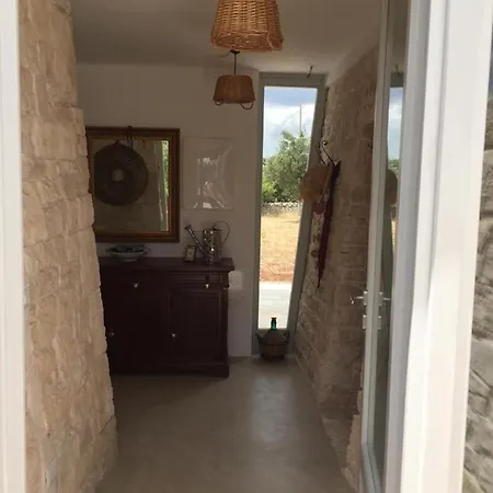 Trullo Masso Antico * 알베르벨로