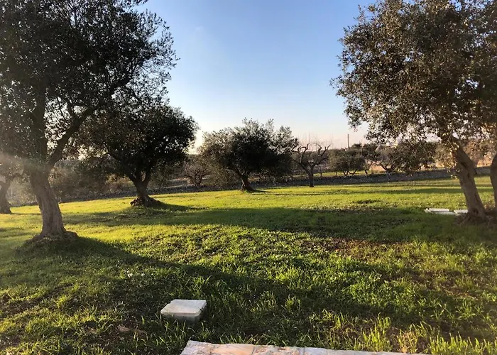 Trullo Masso Antico * Альберобелло